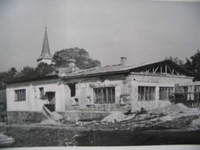 Stavba jídelny a kuchyně v roce 1961